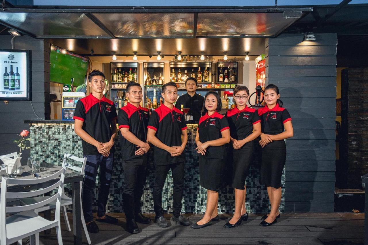 Elegant Hotel Pyi Thar Yar Rangoon Buitenkant foto